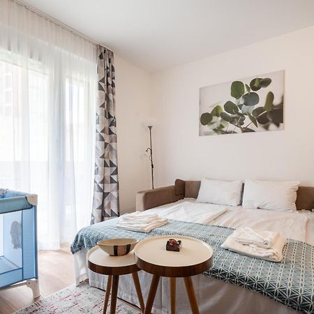 Peter Apartment With Terrace Budapest Exterior foto