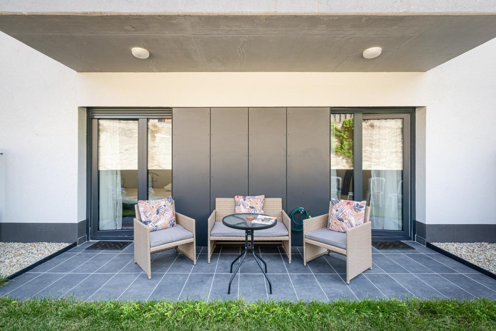 Peter Apartment With Terrace Budapest Exterior foto